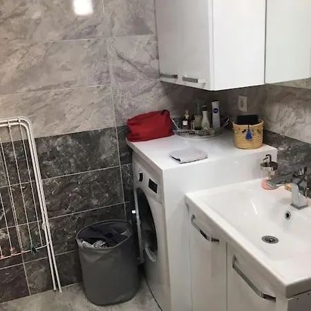 Cozy And Central, 1+1 Studio Flat ,near To Karsiyaka Shore .