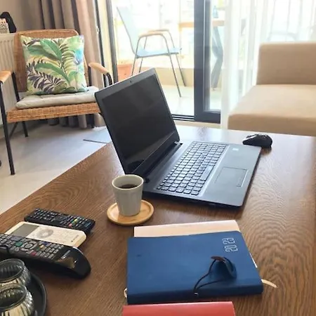 Apartamento Cozy And Central, 1+1 Studio Flat ,near To Karsiyaka Shore . *