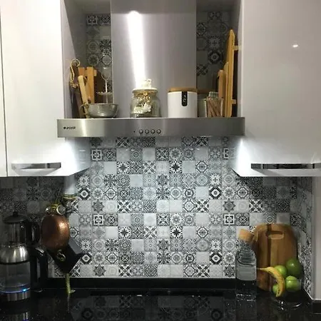 Cozy And Central, 1+1 Studio Flat ,near To Karsiyaka Shore . Apartamento Esmirna