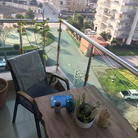 Apartamento Cozy And Central, 1+1 Studio Flat ,near To Karsiyaka Shore . Esmirna