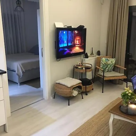 Appartement Cozy And Central, 1+1 Studio Flat ,near To Karsiyaka Shore . İzmir