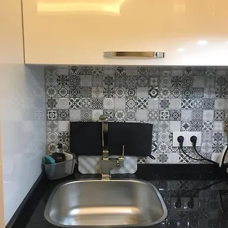 Appartement Cozy And Central, 1+1 Studio Flat ,near To Karsiyaka Shore . İzmir